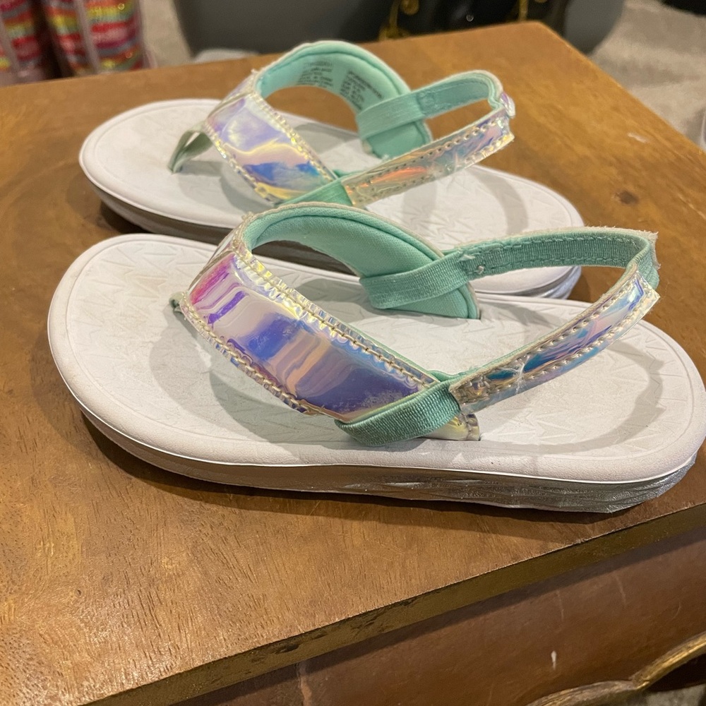 Wonder Nation toddler flip flops with back strap